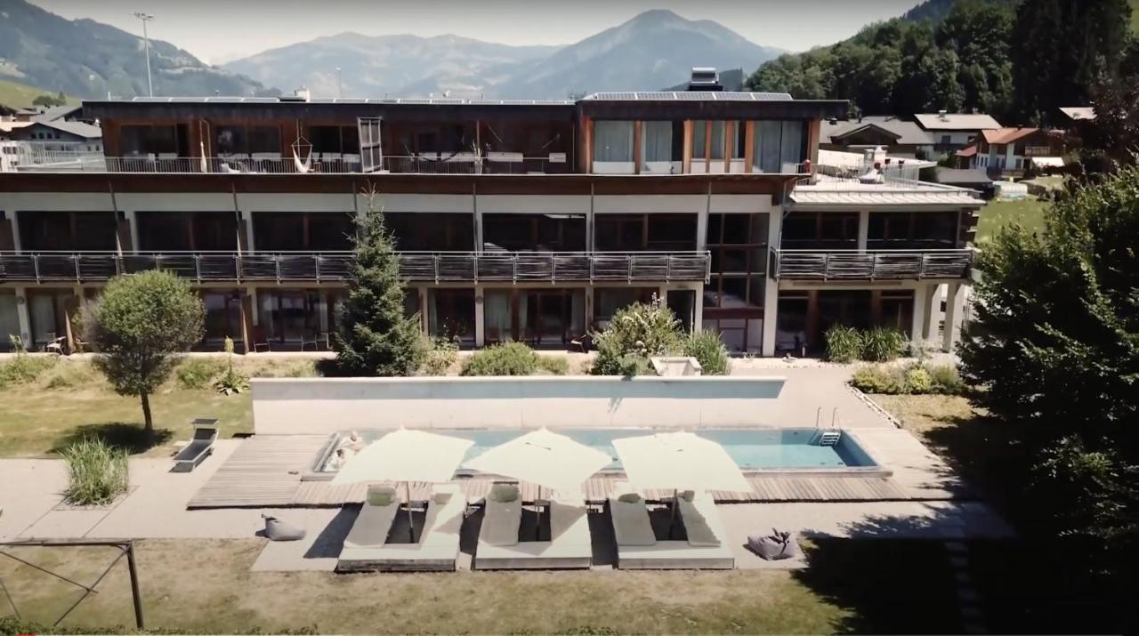 Hotel Active By Leitner'S Kaprun Esterno foto