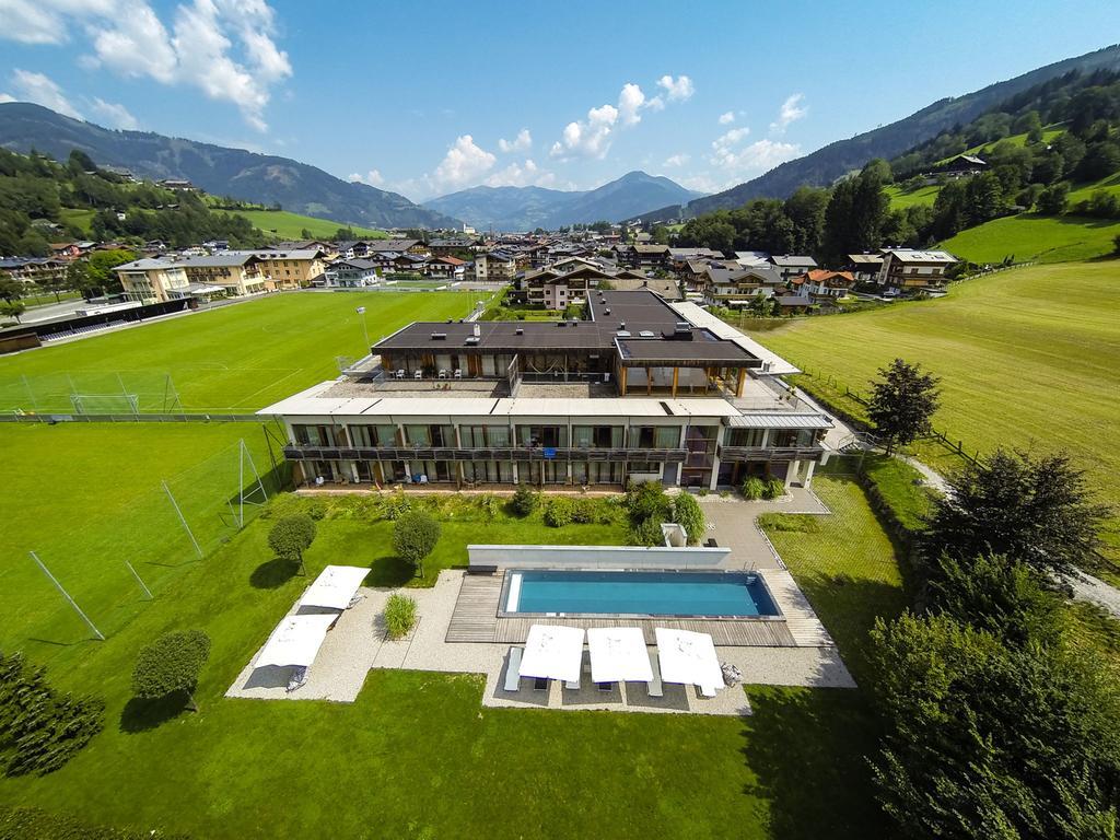 Hotel Active By Leitner'S Kaprun Esterno foto