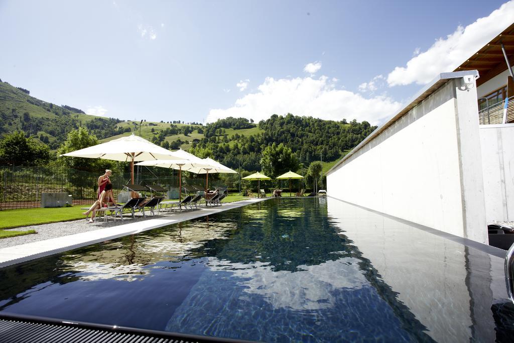 Hotel Active By Leitner'S Kaprun Esterno foto