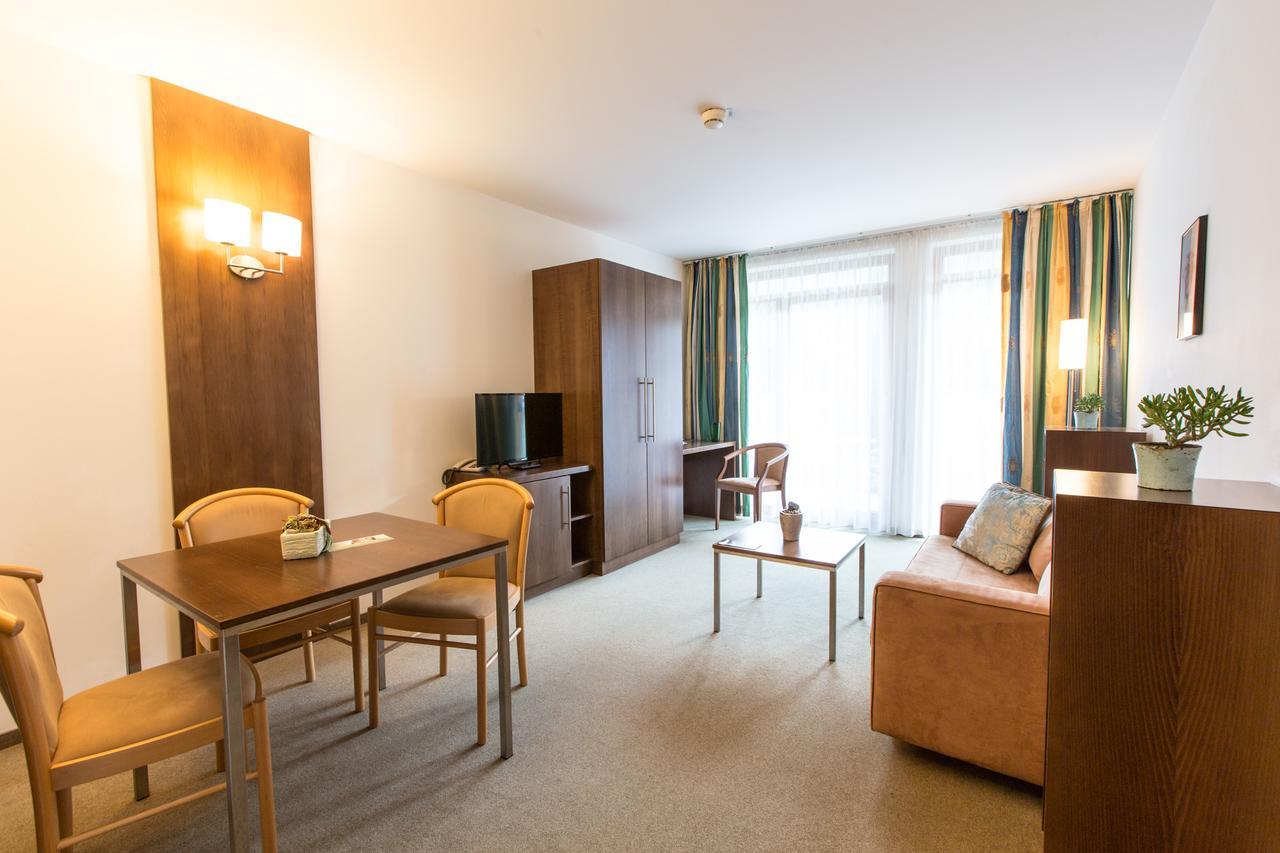 Hotel Active By Leitner'S Kaprun Esterno foto
