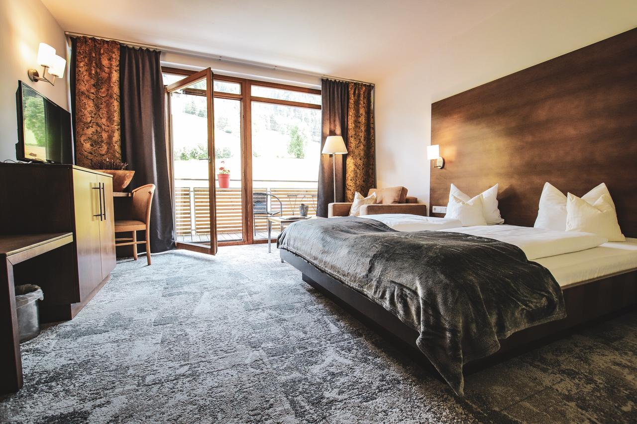 Hotel Active By Leitner'S Kaprun Esterno foto