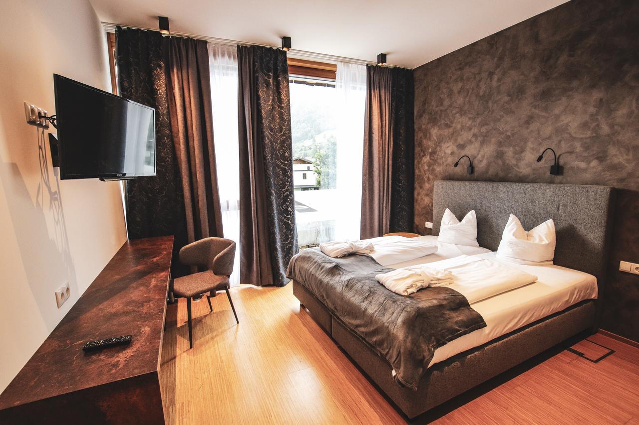 Hotel Active By Leitner'S Kaprun Esterno foto