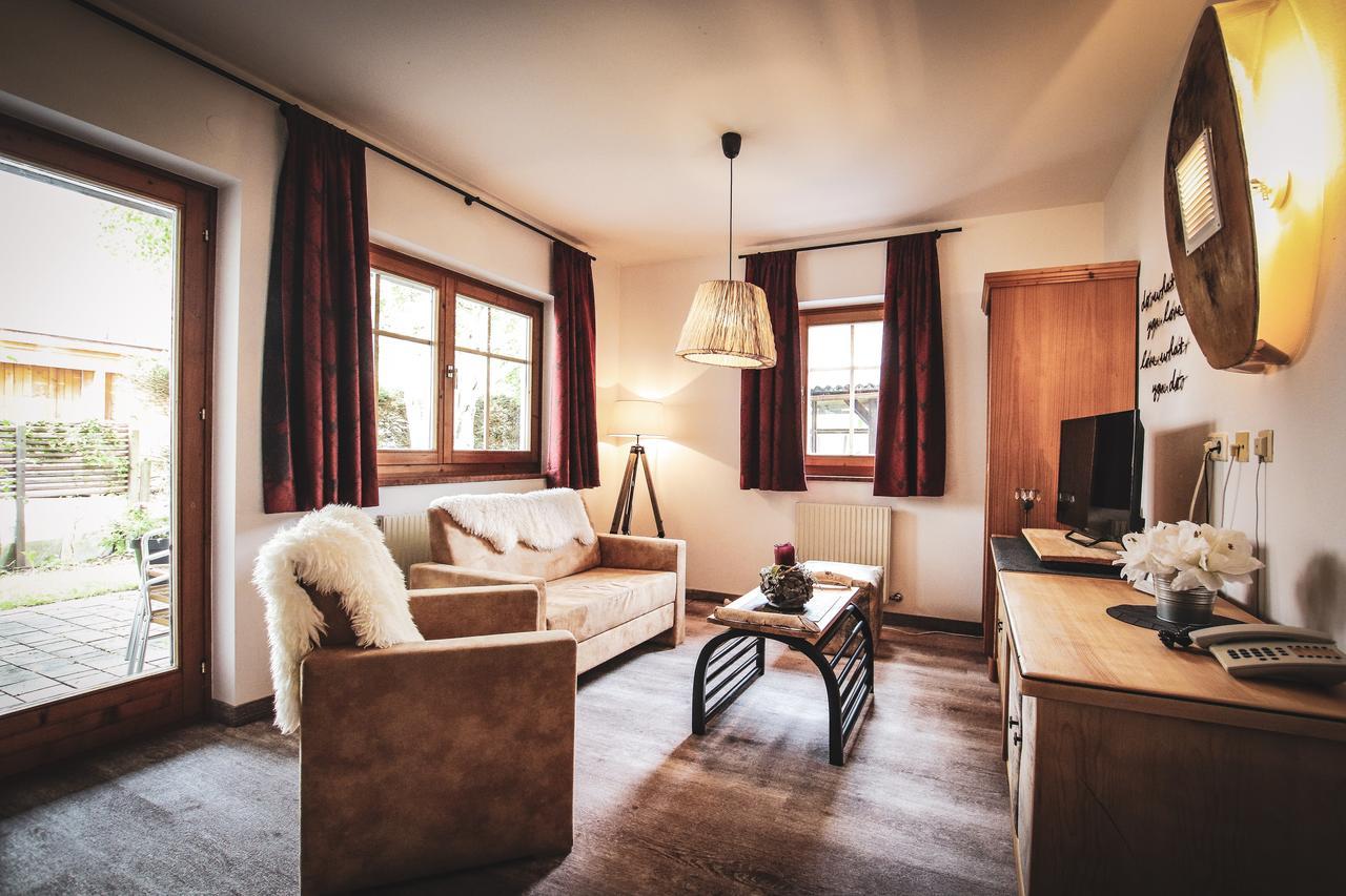 Hotel Active By Leitner'S Kaprun Esterno foto