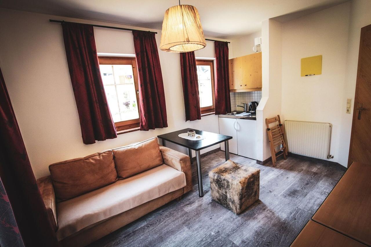 Hotel Active By Leitner'S Kaprun Esterno foto