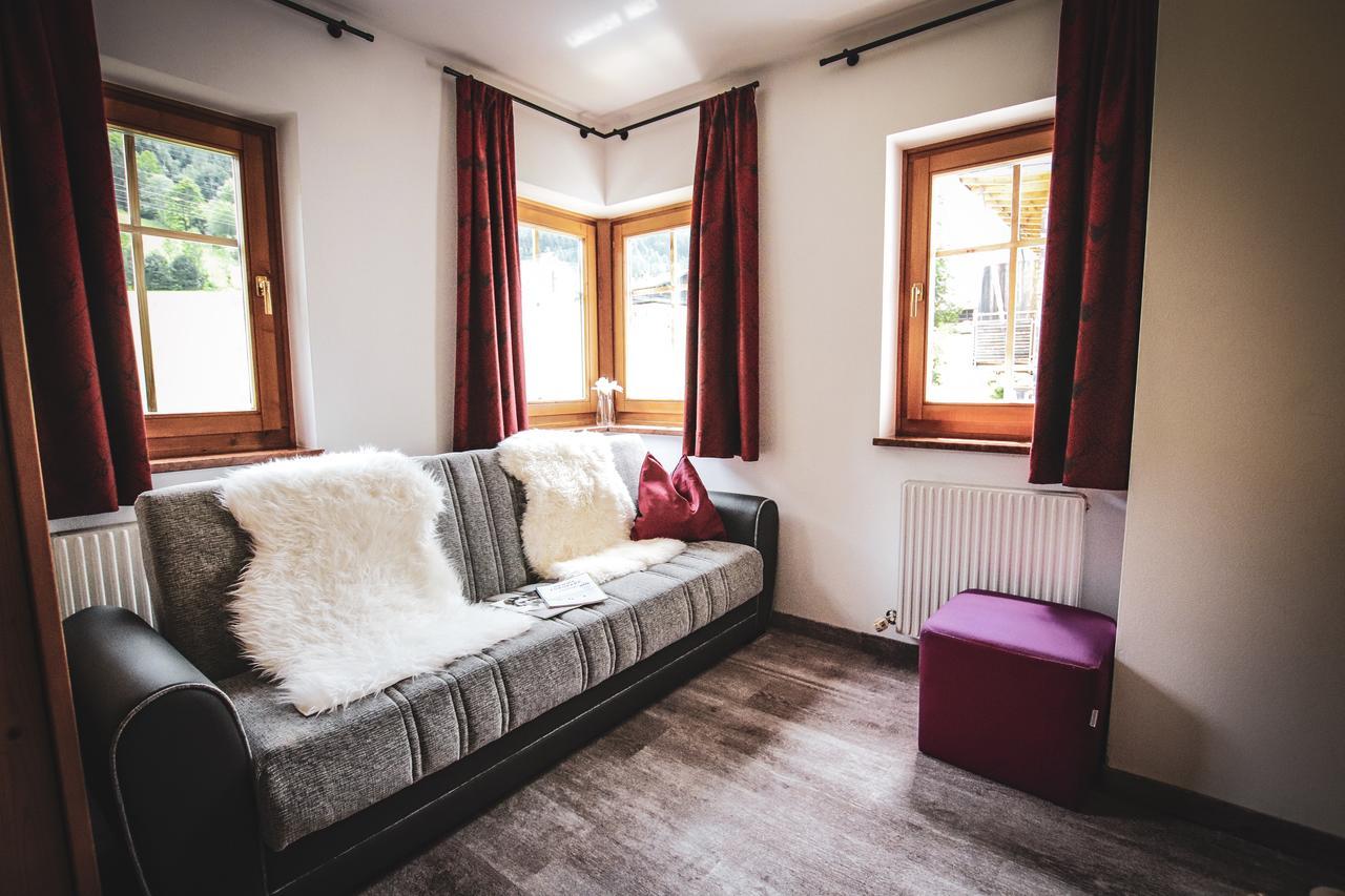 Hotel Active By Leitner'S Kaprun Esterno foto